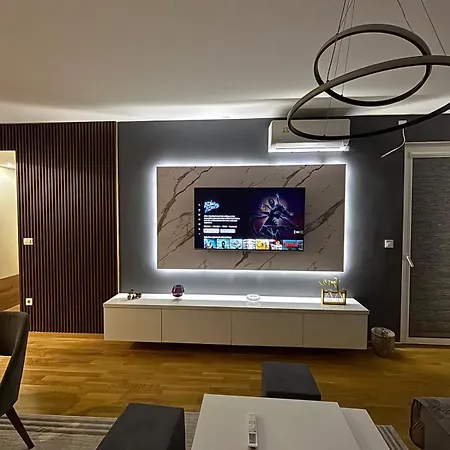 Luxury In Aerodrom Lägenhet Skopje