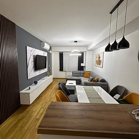 Luxury In Aerodrom * Skopje